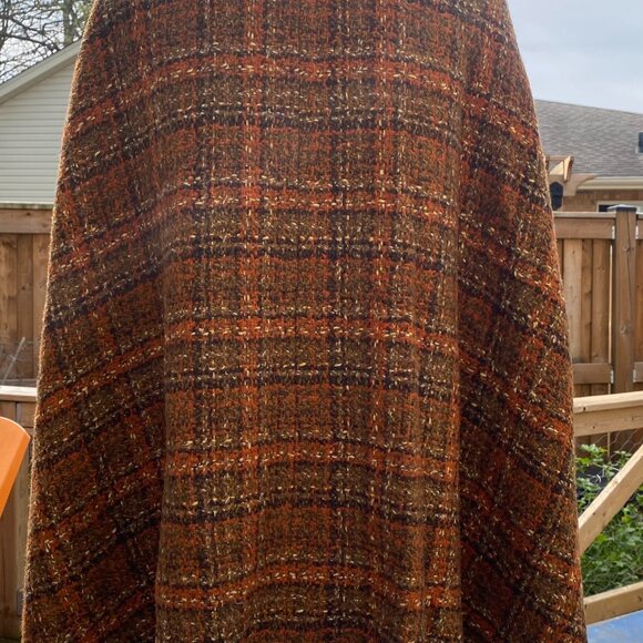 68-(VWC) Vintage. Clothing. Cloak.Rare Find. - Picture 3 of 16